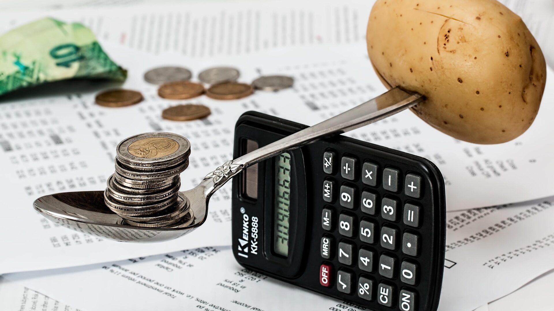 A Guide to Maximizing Savings and Financial Success